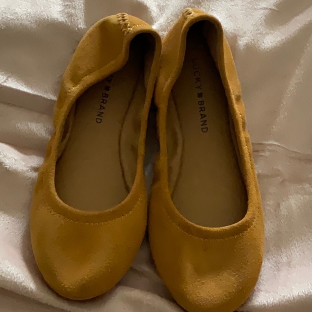 Lucky Brand Mustard Yellow Suede Ballet Flats - Size 6.5M - Picture 3 of 9